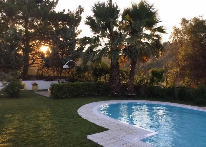 Villa Sofia With Garden, Pool And Lounge Areas *