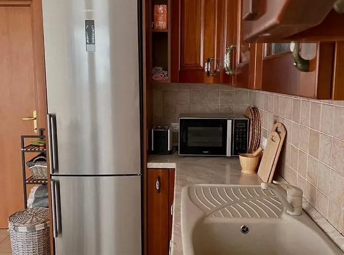 Sofia With Garden, Pool And Lounge Areas וילה קולימביה