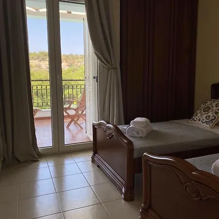 Βίλα Sofia With Garden, Pool And Lounge Areas Κολύμπια